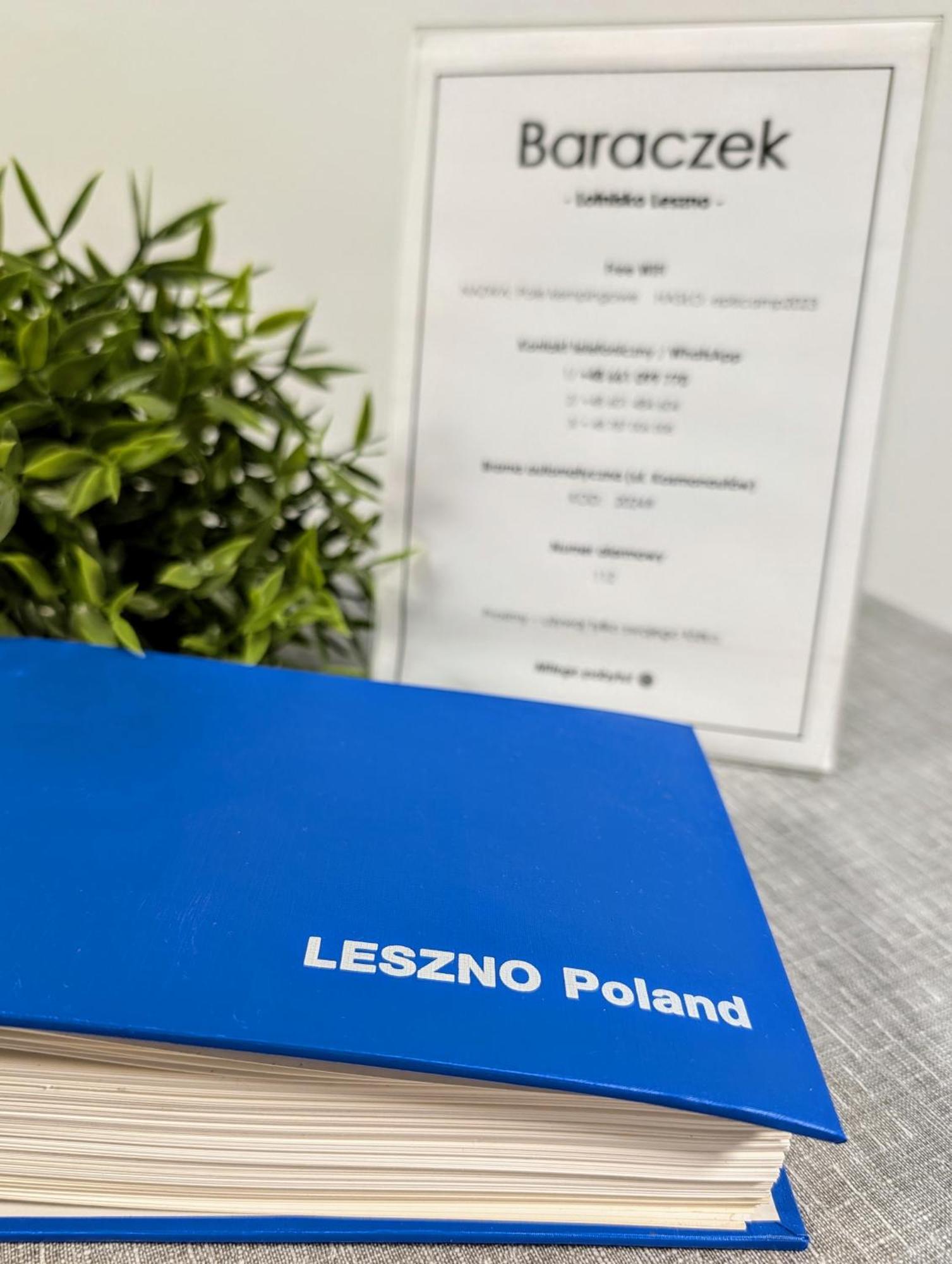 Albergue Baraczek Lotnisko Leszno Leszno  Exterior foto